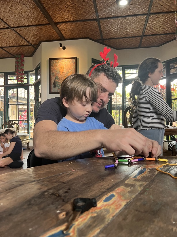 guide kid to finish his project